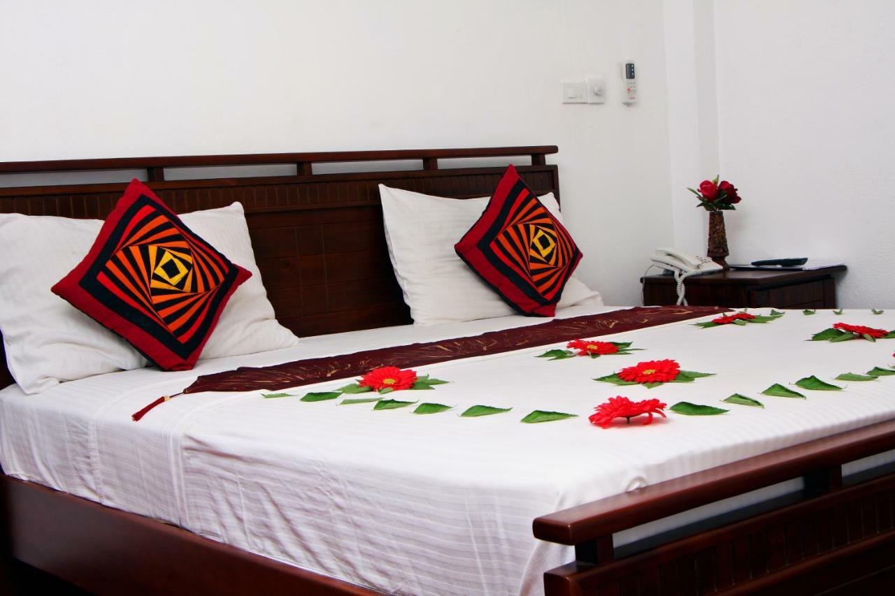 Rajanawa Resort Ratnapura Exterior photo